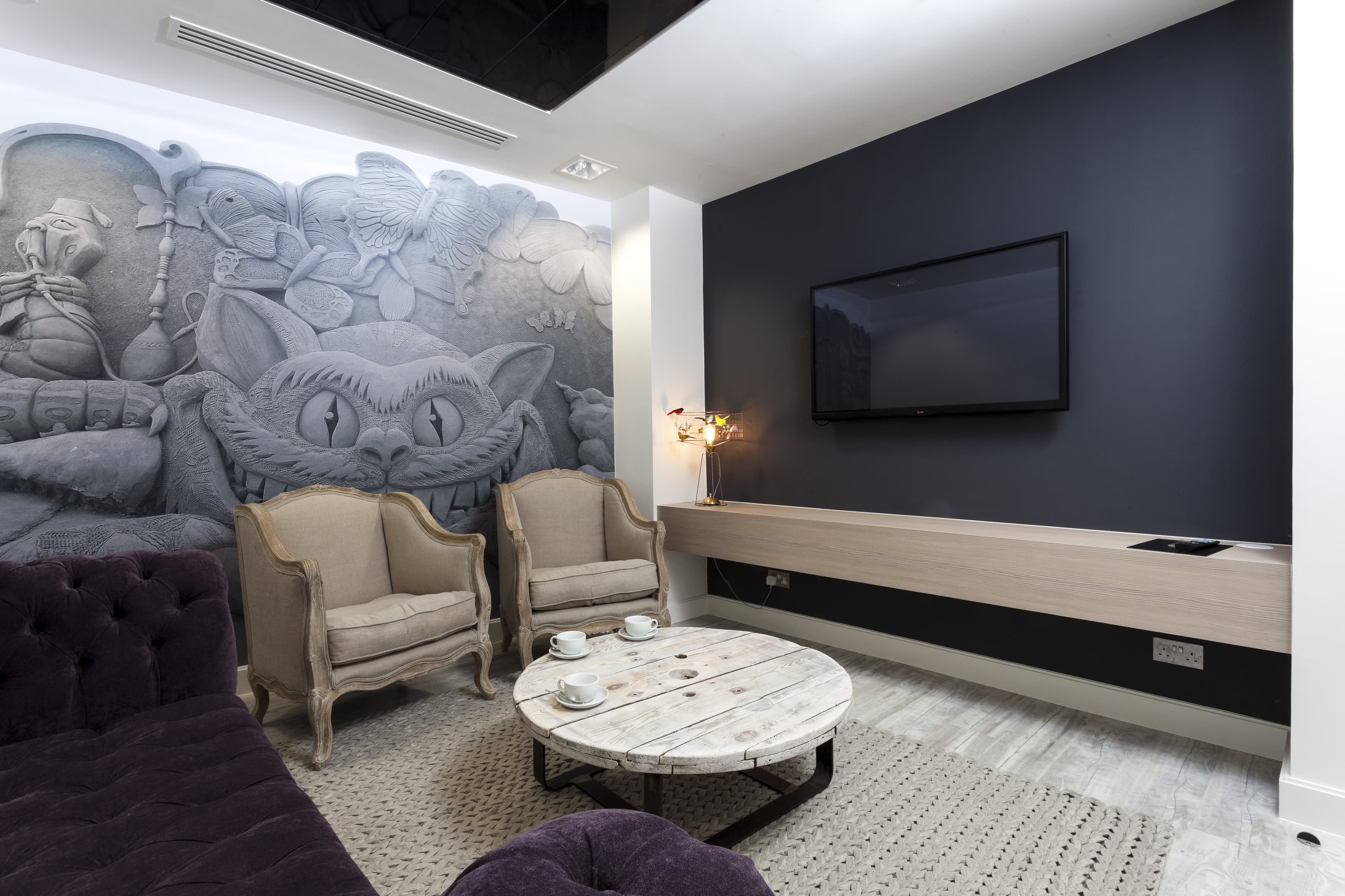 Breakout/Lounge Space Breakout/Lounge Space