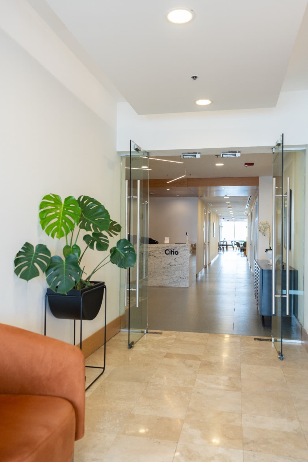 Access piso 10 Access piso 10