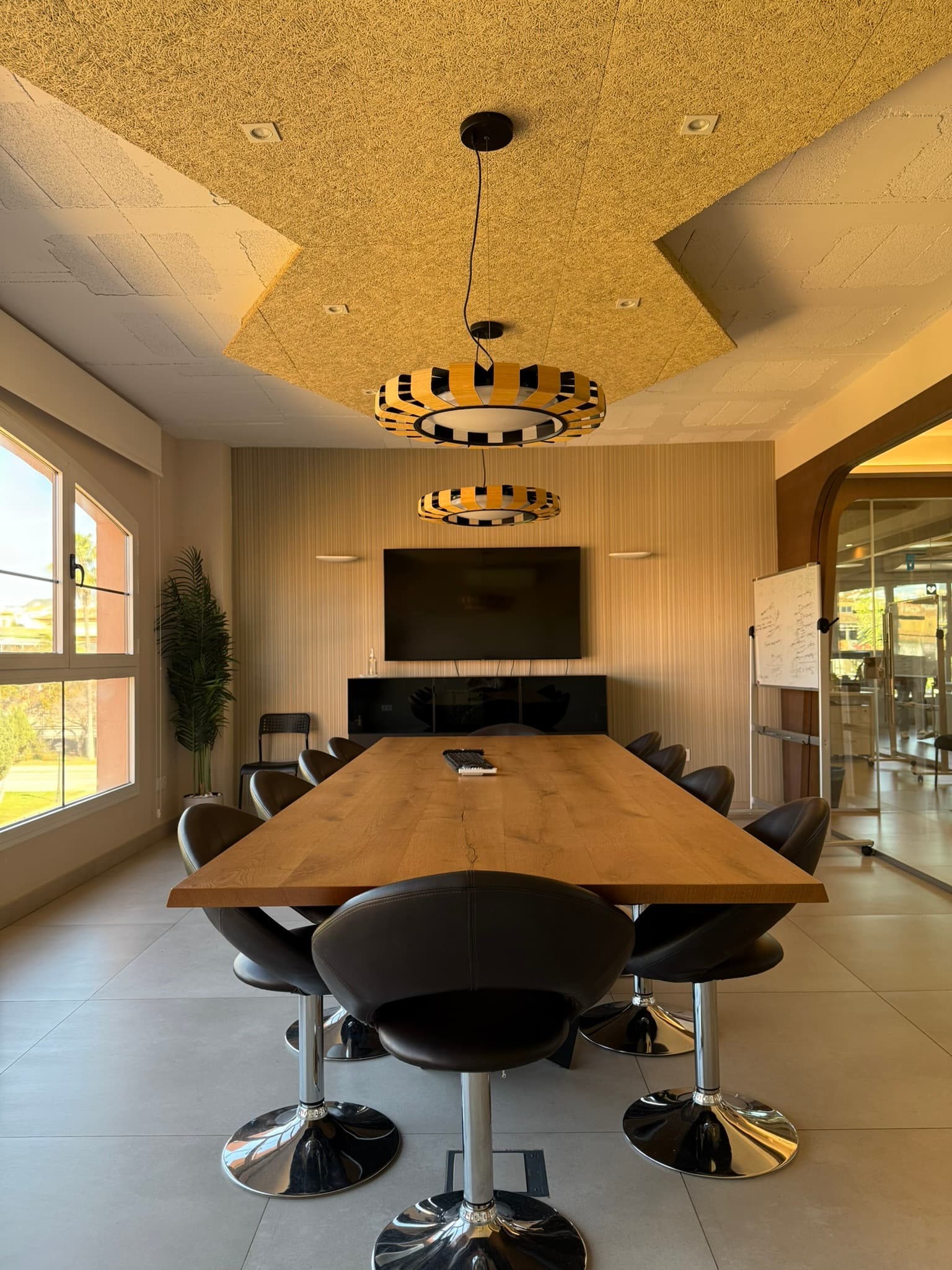 Sala de Reuniones en Marbella - Alquiler por horas Sala de Reuniones en Marbella - Alquiler por horas
