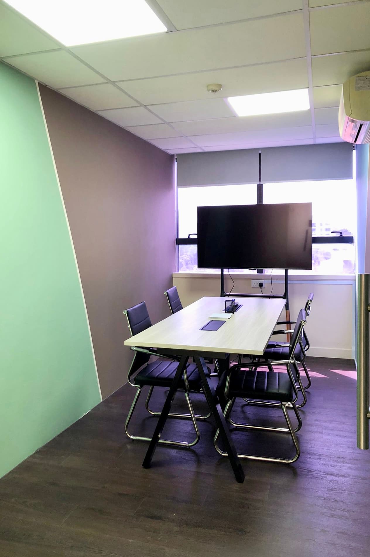 Meeting Room Meeting Room