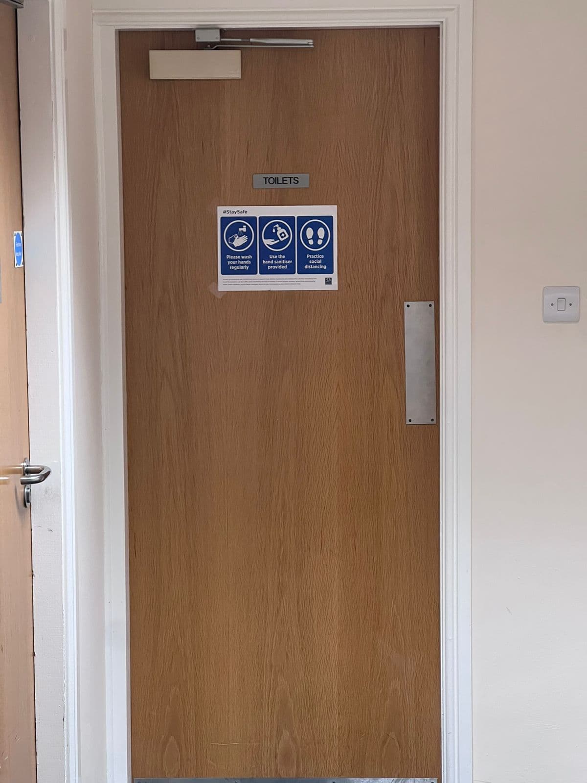 Toilets/ Bathroom Toilets/ Bathroom