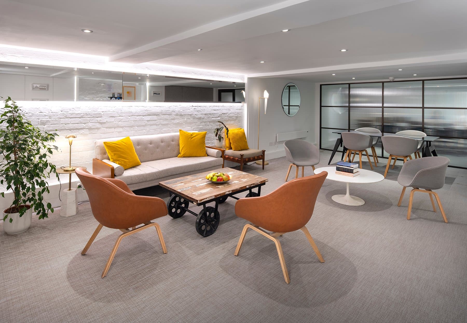 Breakout/Lounge Space Breakout/Lounge Space