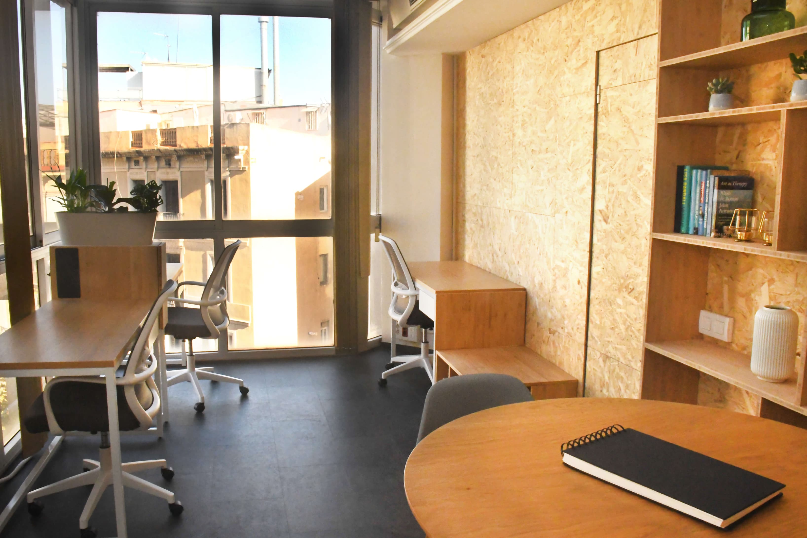 Escritorios personales Salón 2 Escritorios personales Salón 2