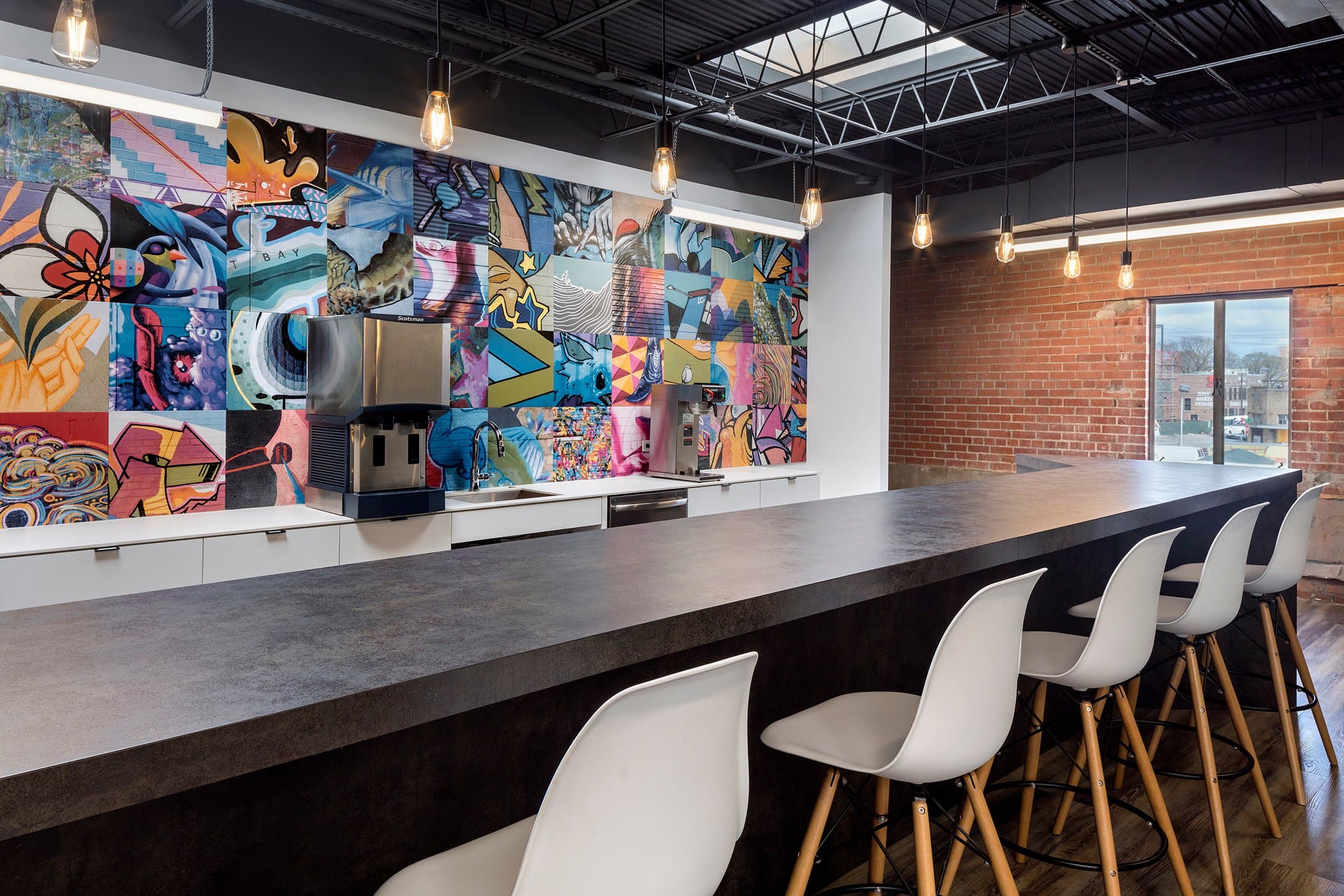 Breakout/Lounge Space Breakout/Lounge Space