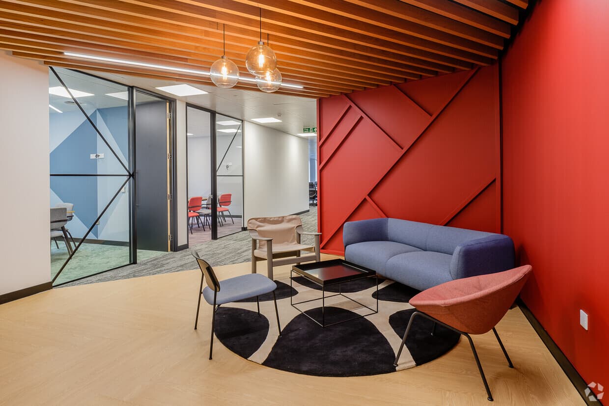 Breakout/Lounge Space Breakout/Lounge Space