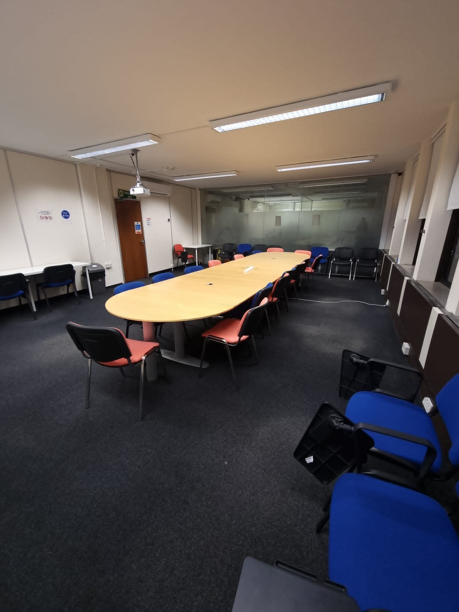 Training Room/ Classroom Training Room/ Classroom