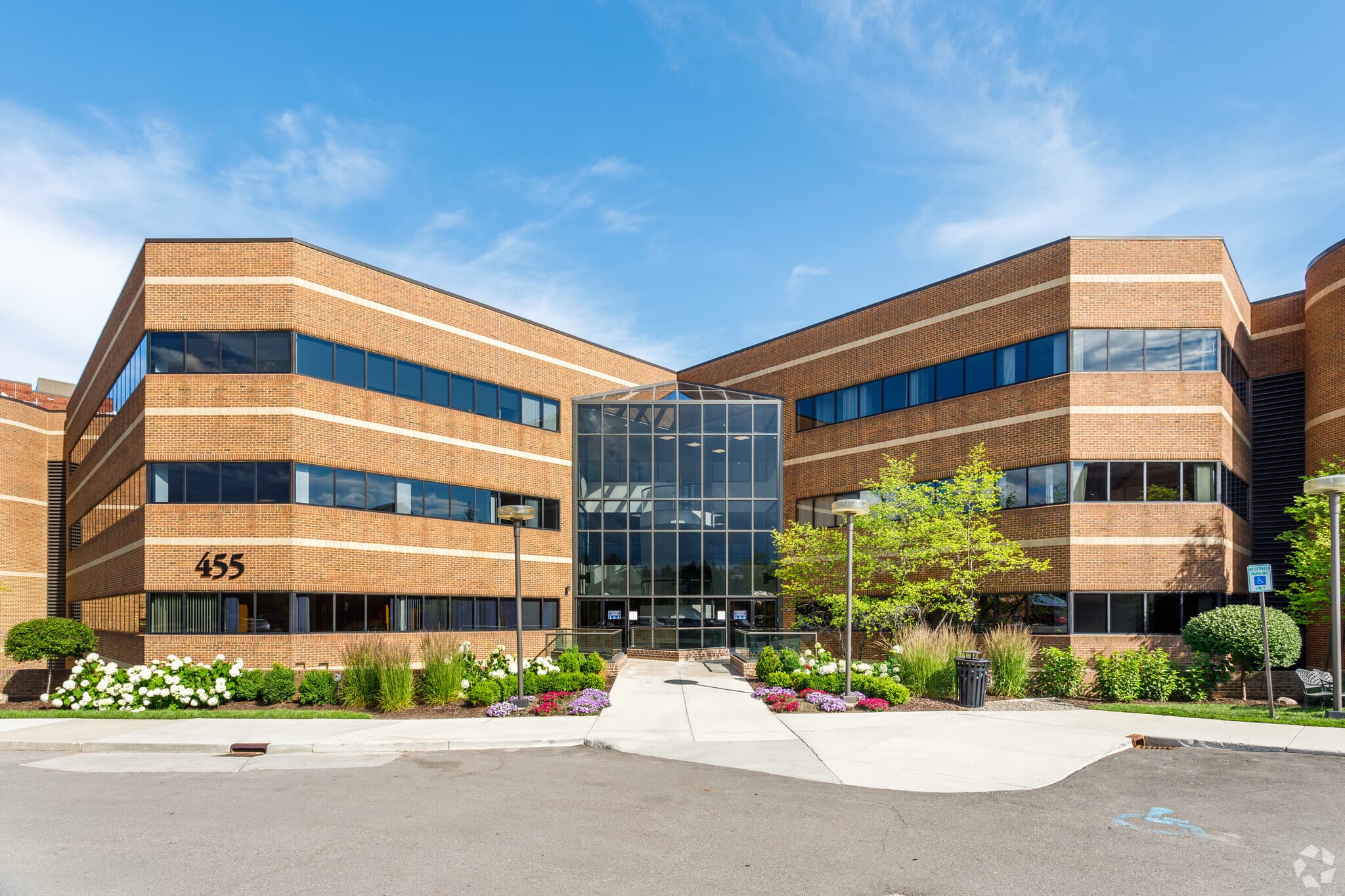 exterior exterior