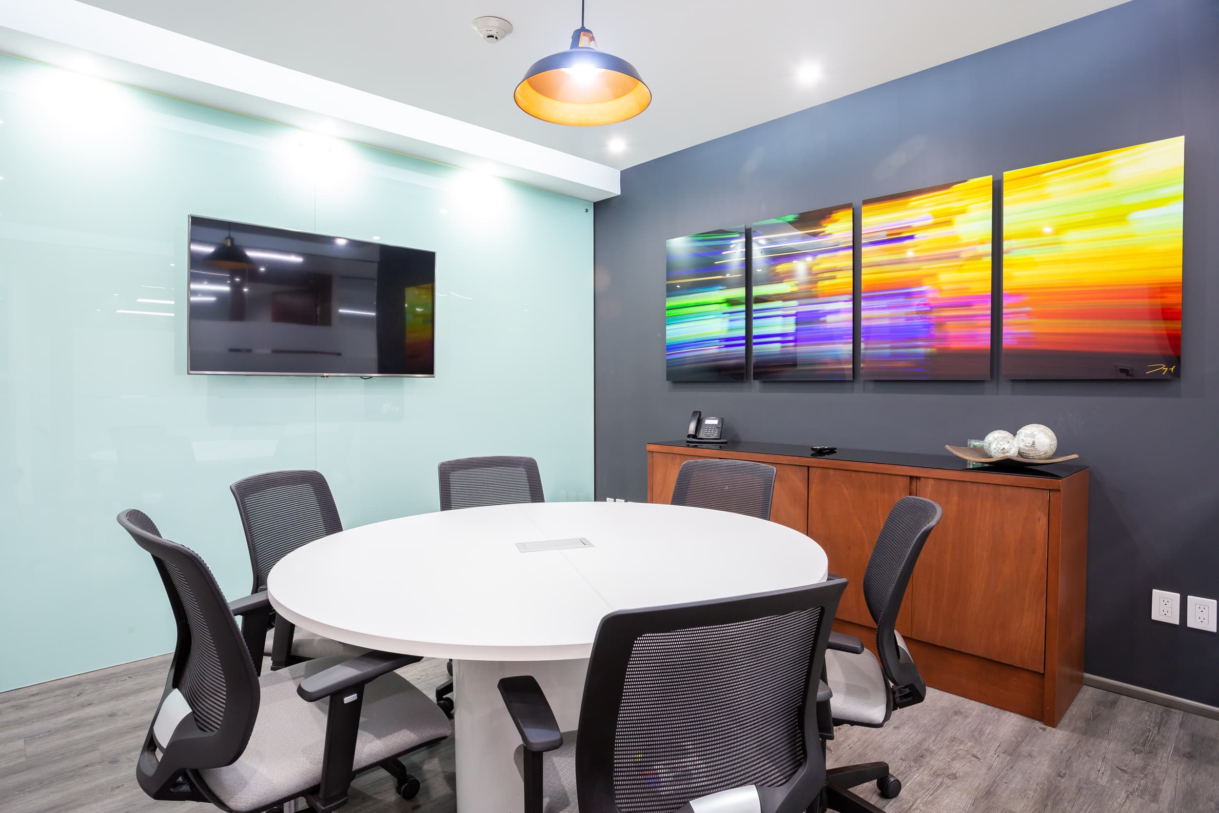 Sala de juntas chica Sala de juntas chica