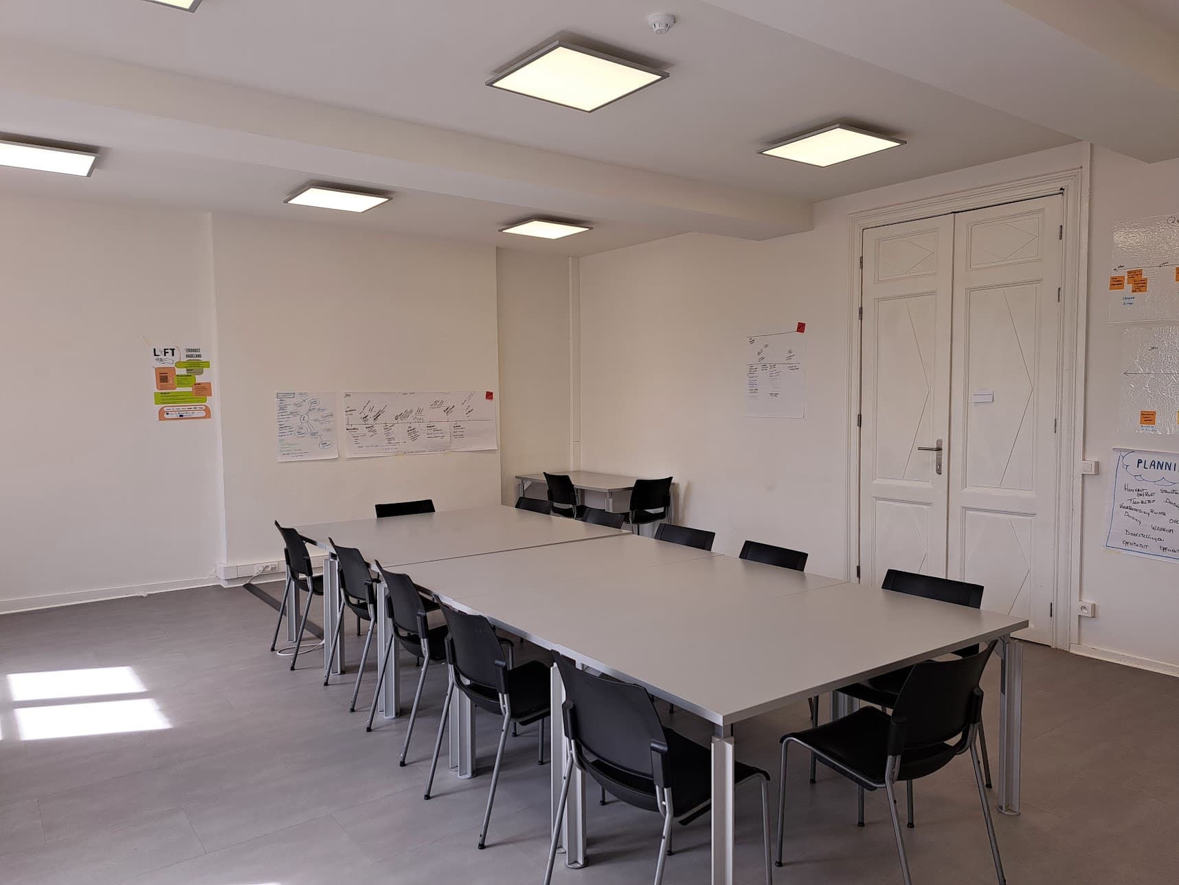 big meeting room 2/2 (reservation needed) big meeting room 2/2 (reservation needed)