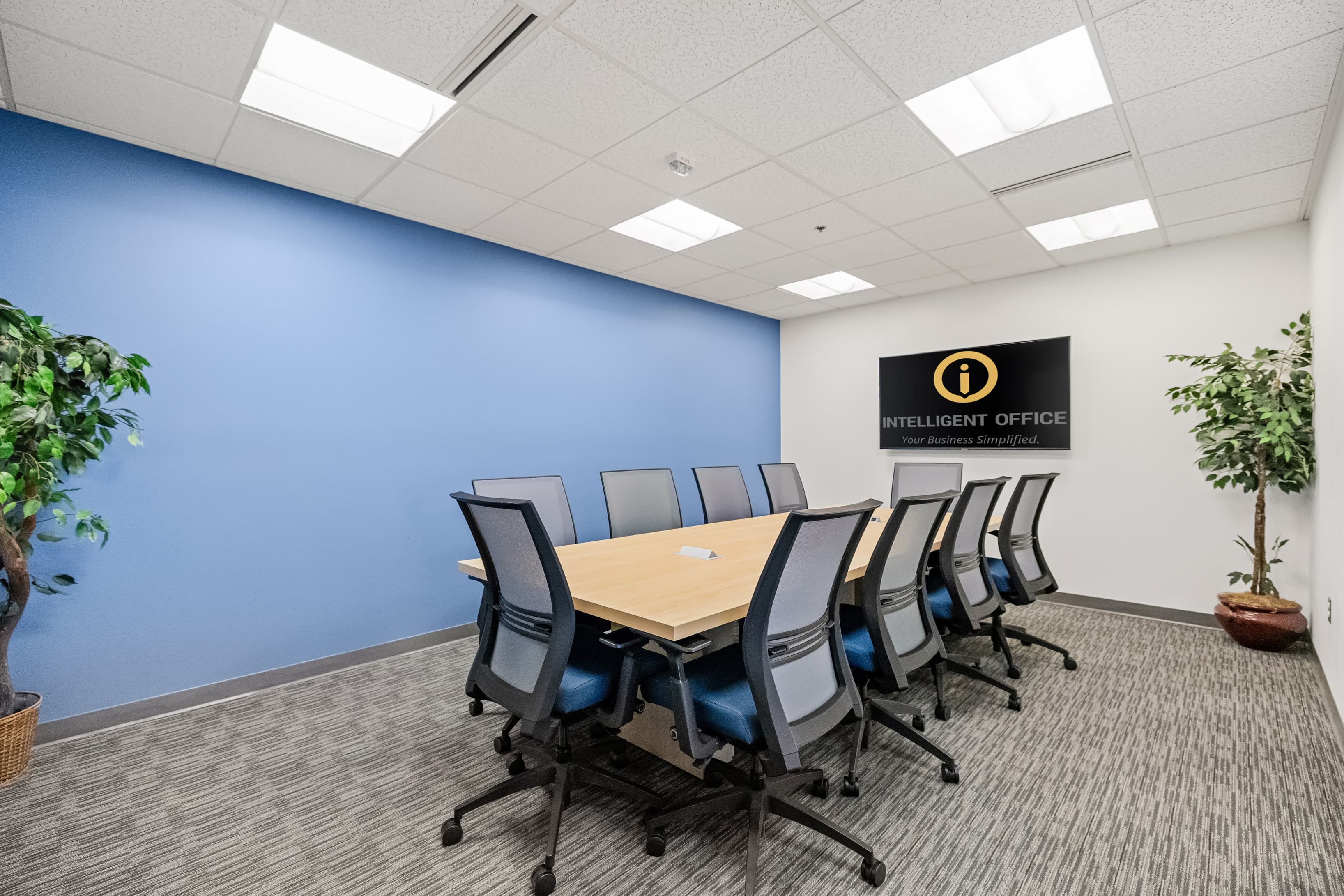 The Summit is a Large Interior Conference Room which seats 10 comfortably around the executive table. The Summit is a Large Interior Conference Room which seats 10 comfortably around the executive table.